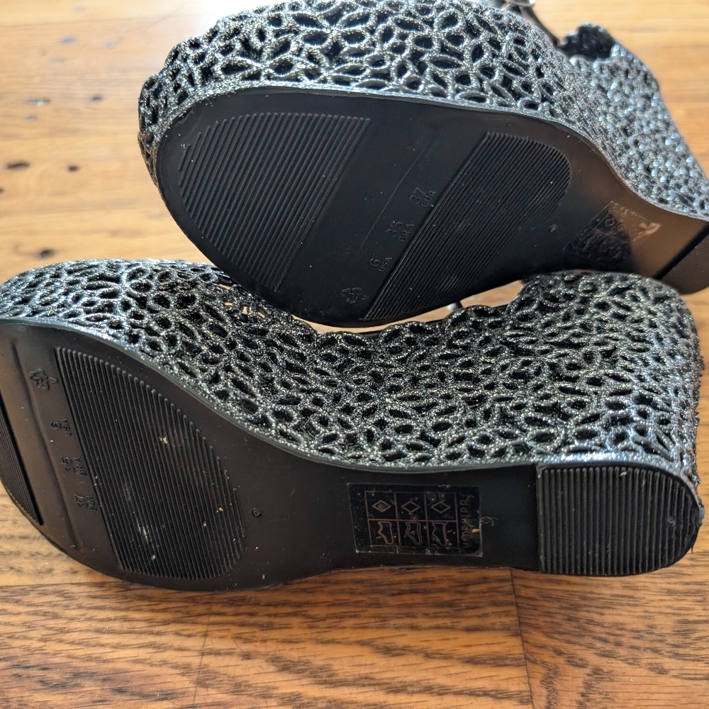 Chic by Lady Couture Glittery Butterfly jelly Platform Wedges - Picture 3 of 8